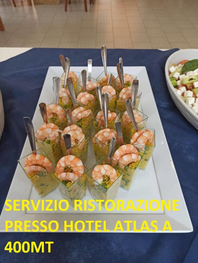 Hotel Athena B&B Gabicce Mare Bagian luar foto